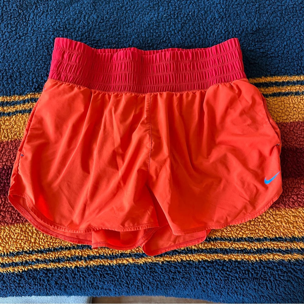 Nike Women's One Dri-FIT Ultra High-Waisted 3" Brief-Lined Shorts